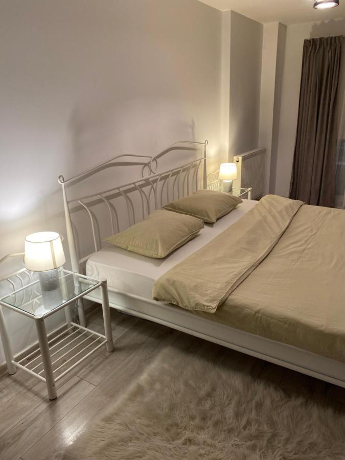 Apartament Ana Premium Apartment Oradea Bagian luar foto