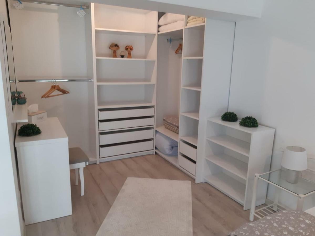 Apartament Ana Premium Apartment Oradea Bagian luar foto