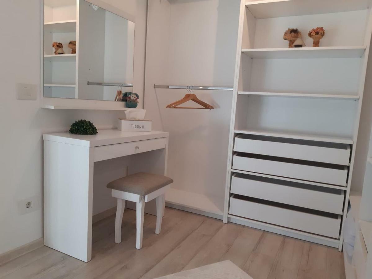Apartament Ana Premium Apartment Oradea Bagian luar foto