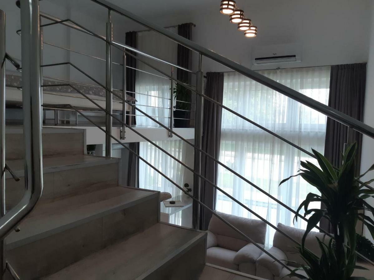 Apartament Ana Premium Apartment Oradea Bagian luar foto